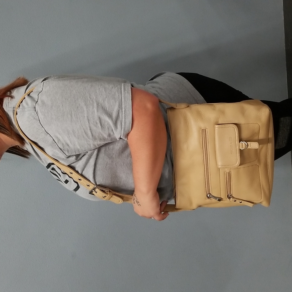 Shoulder purse